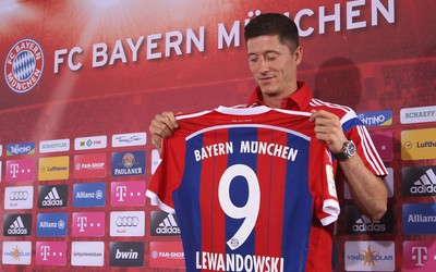 9D体育快讯-楚阿梅尼面对逆境总是微笑